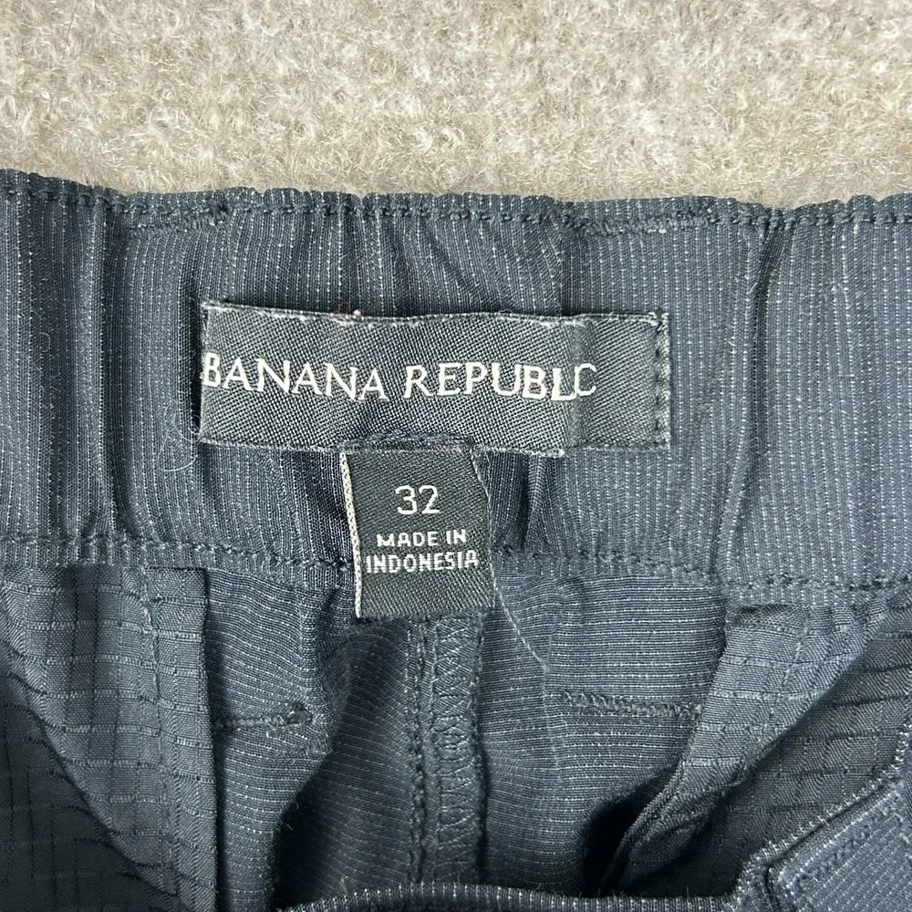 Banana Republic Chino Shorts Mens 32 Navy Slash Pocket Comfort Waistband Golf